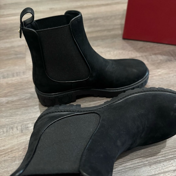 Salvatore Ferragamo Varsi Gancini Logo Chelsea Black Suede Leather Combat Boots - Picture 6 of 13